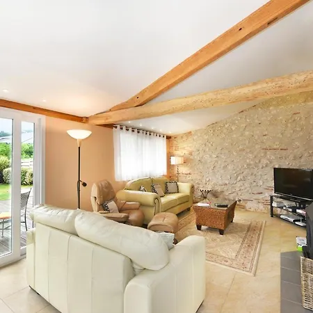 Castelmoron-sur-lot Sleeps 6 Pool Wifi * Castelmoron-sur-Lot